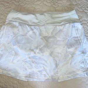 Lululemon skort